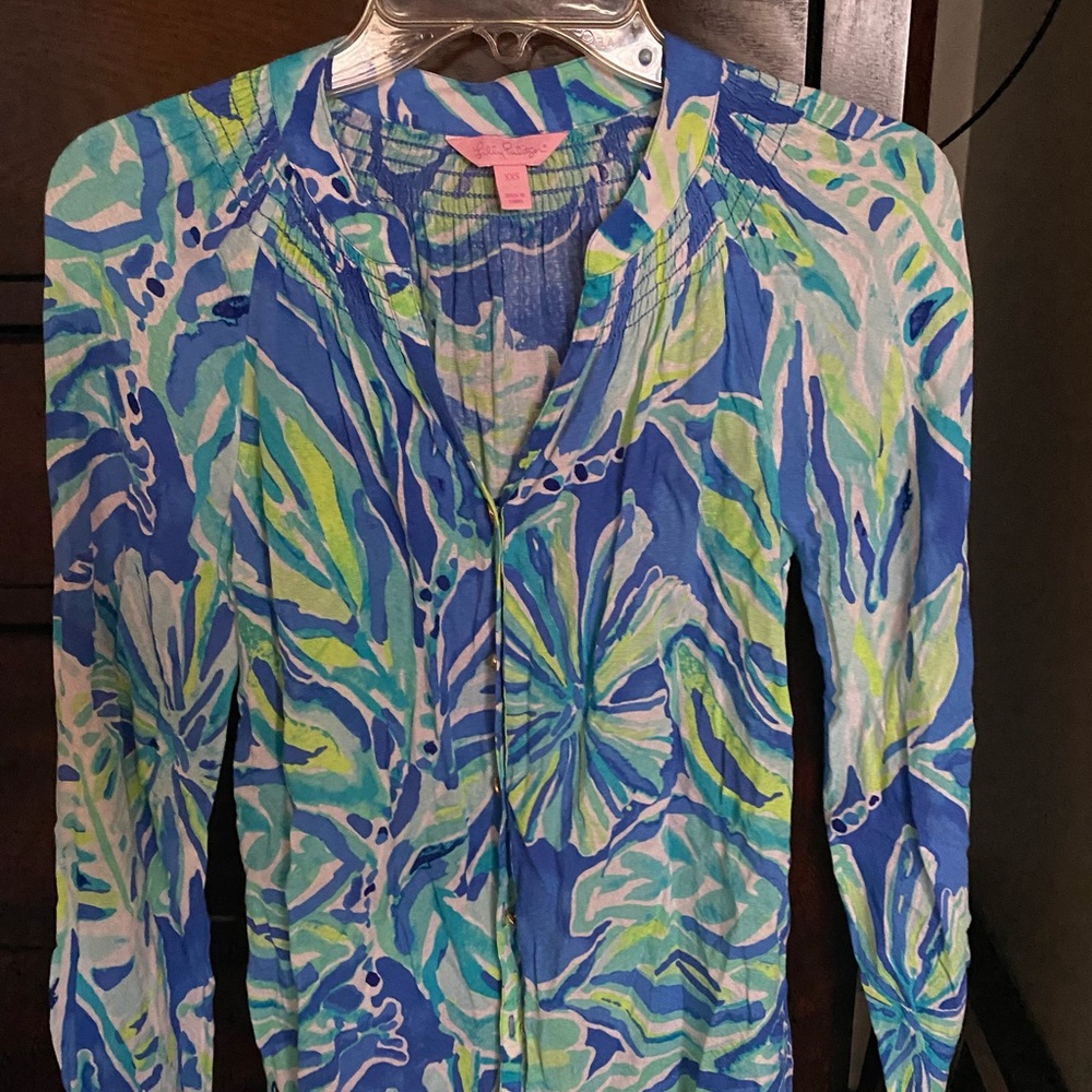 Lilly Pulitzer v-neck button down